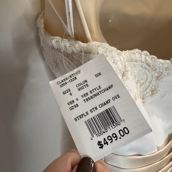 NEW David's Bridal Wedding Dress Michaelangelo Sz 6 Satin Beaded Train White - Picture 9 of 12